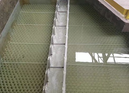 如何選購到性價比高的食品污水處理設(shè)備，專業(yè)廠商為您解答！02