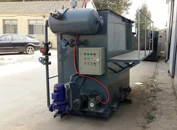 溶氣式氣浮機(jī)工作原理是什么樣的，我總結(jié)了三點(diǎn)，看看你知道不？02